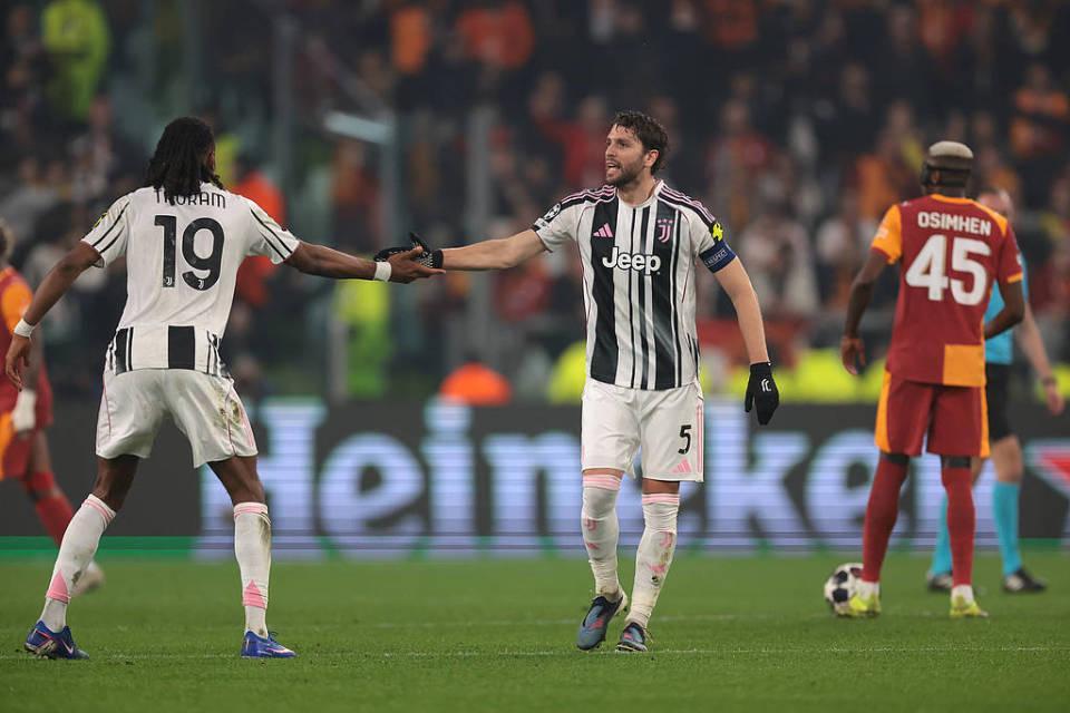 德州扑克规则-尤文无缘欧冠16强！少打1人连扳3球+一度追平，加时赛崩盘连丢2球