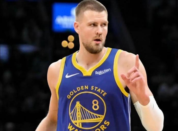 德州扑克游戏-勇士完成了该做的事：在赛季中期，为库里再搭配一位明星球员！